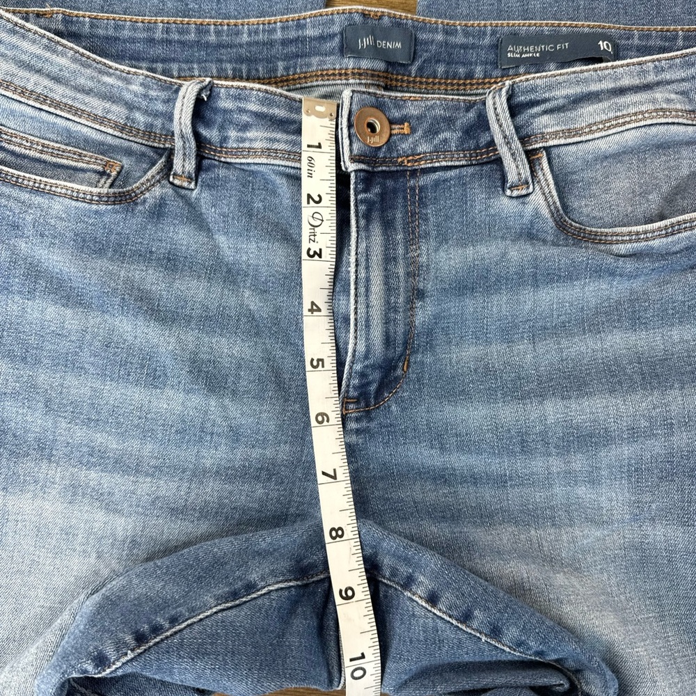 J. Jill Woemn’s Authentic Fit Slim Ankle Jeans, size 10 Petite - Picture 6 of 12